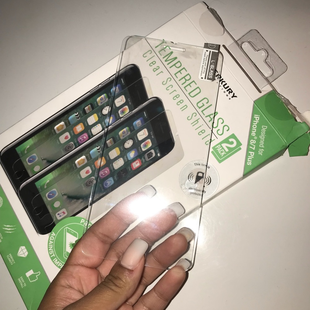 NWOT iPhone 8 & 7 Plus Screen Protector